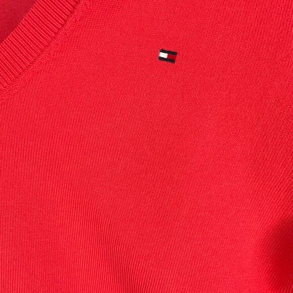 Tommy Hilfiger coral v-neck pullover sweater Size Medium - Picture 5 of 6